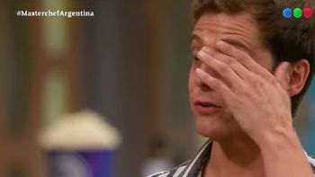 Gastón Dalmau lloró con la devolución del jurado y se llevó la medalla de oro en MasterChef Celebrity