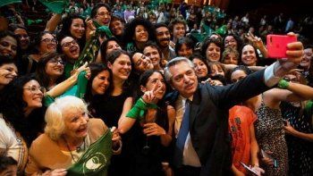A 2 años del aborto legal, Alberto Fernández acusó a Mauricio Macri de evitar que la ley saliera antes (Foto: archivo). A 2 años del aborto legal, Alberto Fernández acusó a Mauricio Macri de evitar que la ley saliera antes (Foto: archivo).