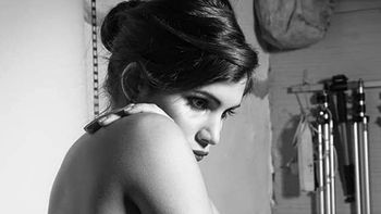 Magalí Mora se inspiró con una frase de Callejeros y se desnudó