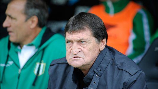 Banfield informó que Falcioni dejará de ser el DT por sus problemas de salud y le ofrecerán ser el mánager del club