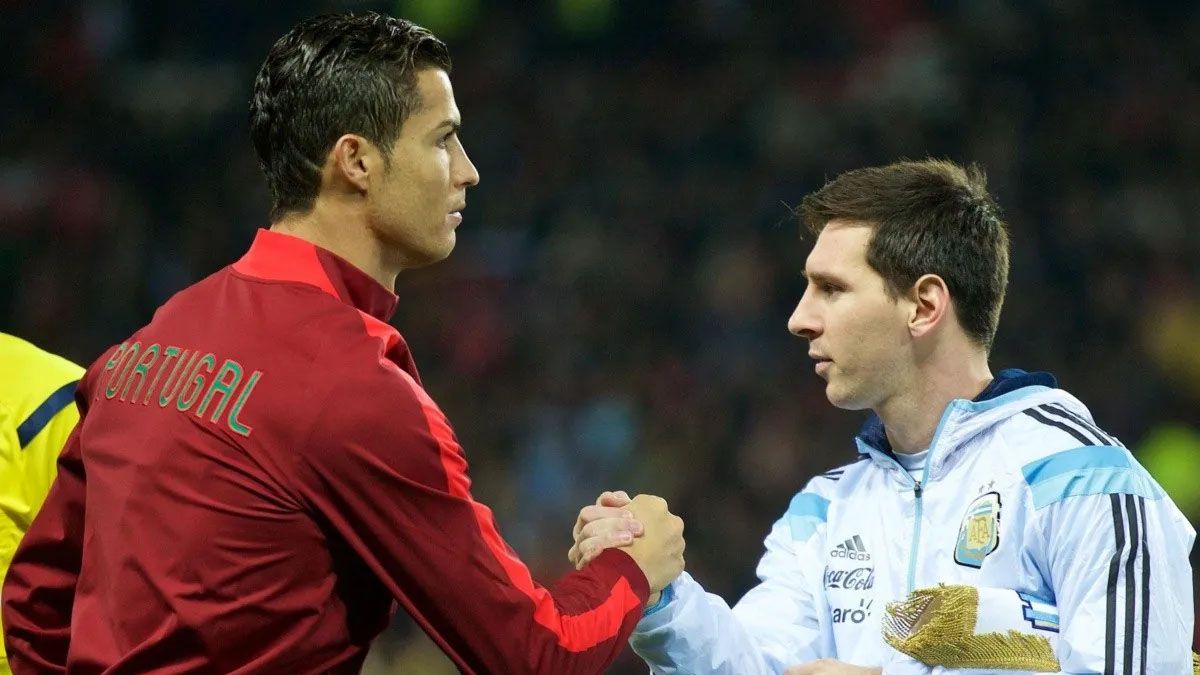 ¿El último álbum de figuritas de Messi y CR7?