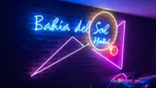 Allanaron un hotel alojamiento de Floresta por el caso de abusos en Independiente