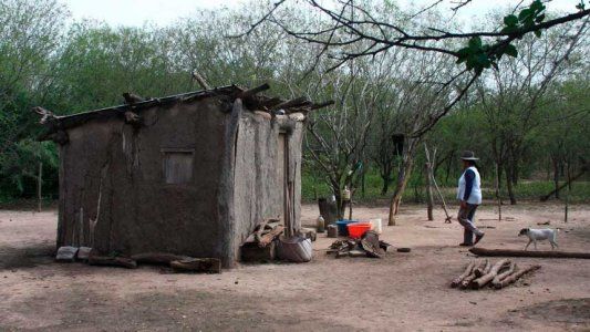 Cambió a su hija de 14 años por una moto: el hombre que se la llevó la embarazó