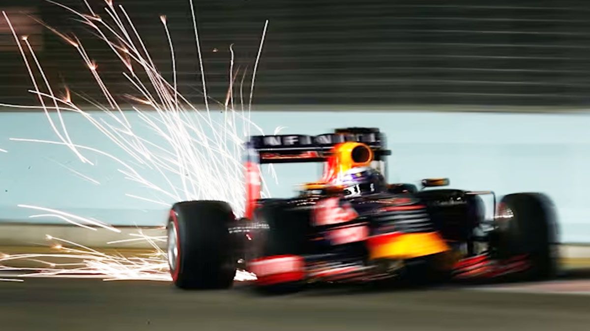 Las ondulaciones de los pisos en los circuitos callejeros, son un reto adicional en este tipo de carreras. (Foto: Gentileza Red Bull)