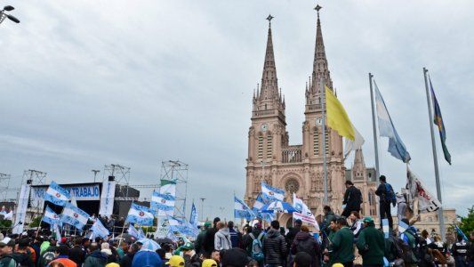 La Iglesia católica realiza una misa en Luján para ratificar su postura contra el aborto