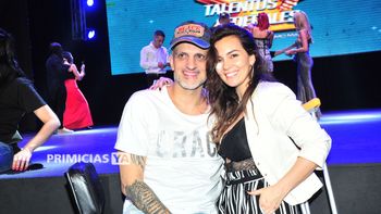 Guillermo Marín reapareció en muletas y silla de ruedas tras el accidente en moto