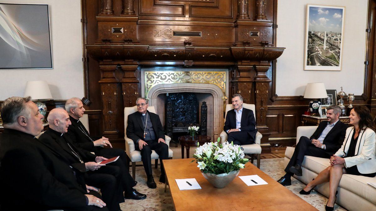 La Iglesia le expresó a Macri su preocupación por el aumento de la pobreza y el avance de las drogas