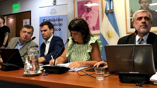 El Gobierno consiguió aprobar la admisibilidad del juicio político a la Corte Suprema