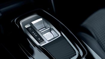 Los Peugeot 208 y 2008 presentan una nueva caja automática