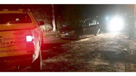 Cuarentena: la policía descubrió que una mujer llevaba a su amante en el baúl