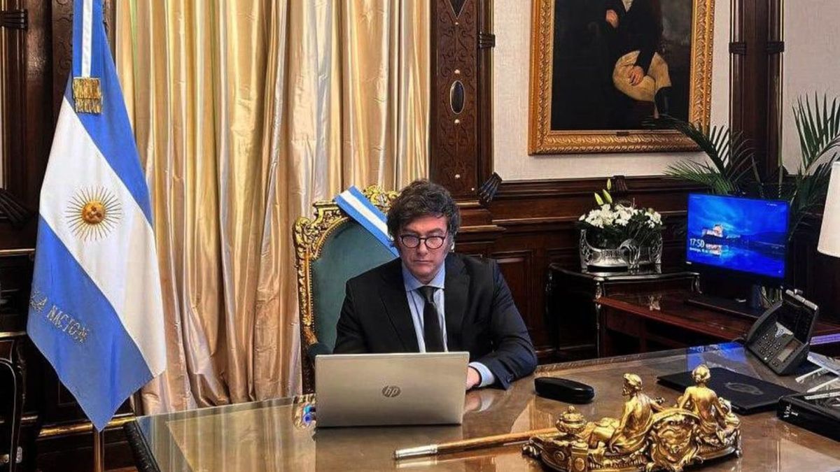 El plan de Javier Milei para eliminar planes sociales en la segunda o tercera fase del plan económico. Foto: Archivo Casa Rosada.