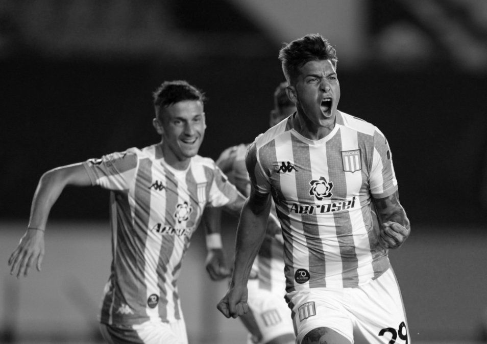 Copa Libertadores: en un Cilindro vacío, Racing le ganó 1-0 a Alianza Lima y es líder de su grupo con puntaje perfecto