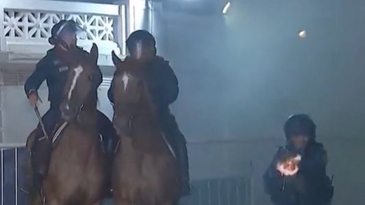 Incidentes en el partido de Gimnasia-Boca: detuvieron al jefe del operativo y al policía que disparó contra un camarógrafo