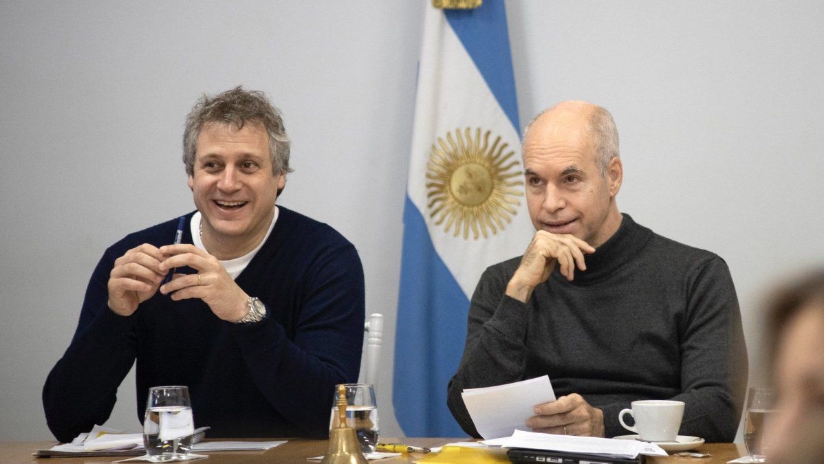 Felipe Miguel hablò sobre el traspaso de los colectivos a la Ciudad.