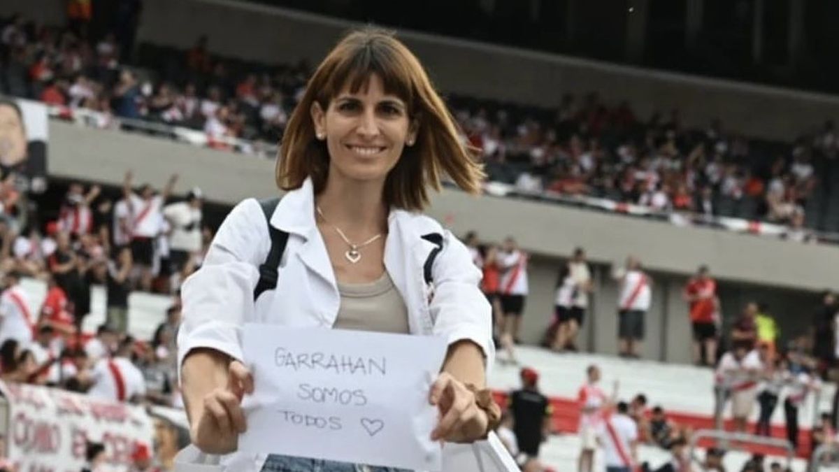 Homenaje de River a los médicos del Hospital Garrahan.