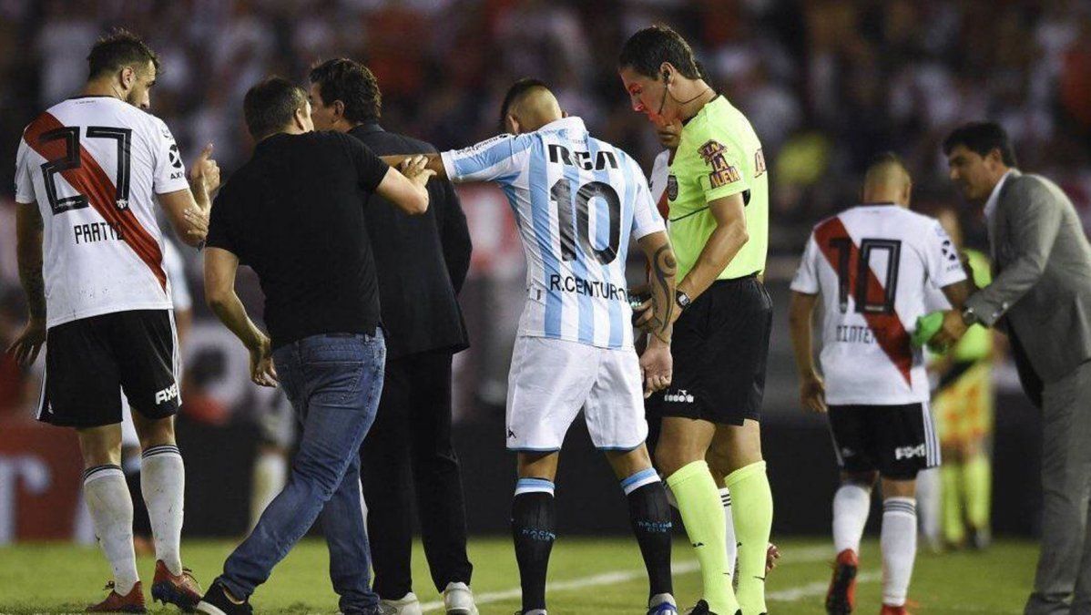 Coudet: Centurión es un buen chico, me gustaría que lo ayuden