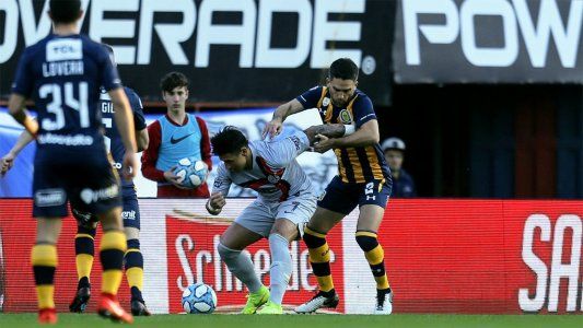 ¡¿Qué hizo?! Bareiro tuvo un penal clave para San Lorenzo pero la picó y la mandó a las nubes