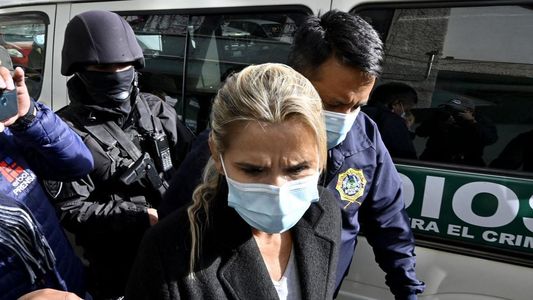 Condenaron a 10 años de prisión a Jeanine Áñez por el golpe contra Evo Morales: las claves del juicio histórico en Bolivia