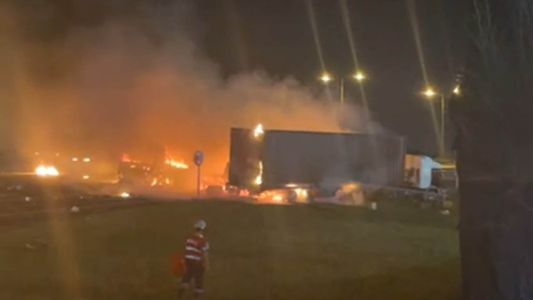 Choque múltiple y explosión en la Panamericana: 3 muertos