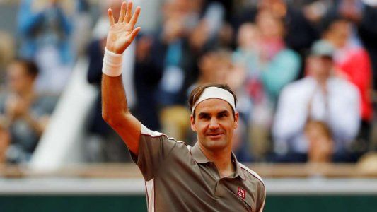 Cómodo triunfo de Federer, se terminó el sueño de Leo Mayer en Roland Garros