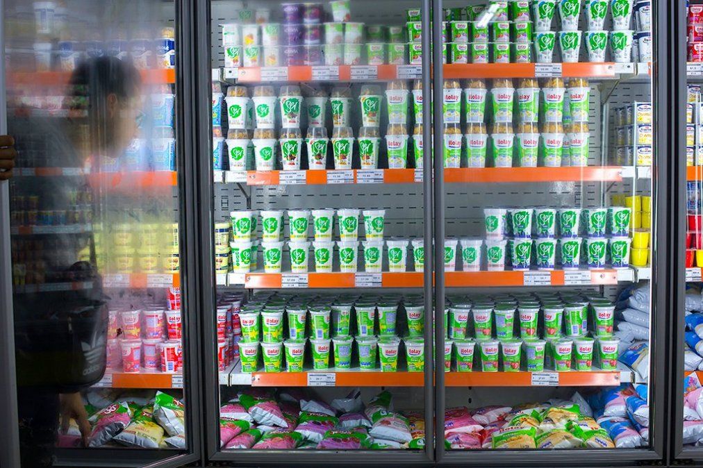 Carrefour congela por 3 meses los precios de 1300 productos de su marca