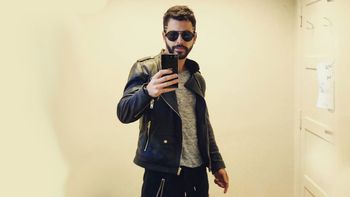 Nazareno Casero presume desde las redes sociales por sus abdominales marcados