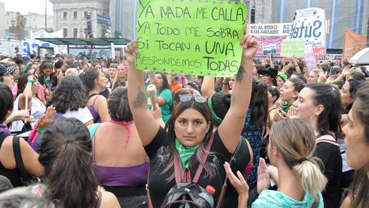 Empoderamiento económico: cómo unirse al programa de ayuda de $105.500 para mujeres