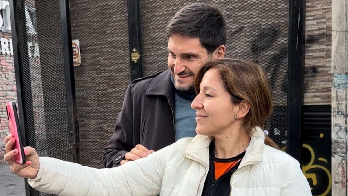 Maximiliano Pullaro le ganó la interna a Carolina Losada (Foto: Twitter oficial de Maximiliano Pullaro).
