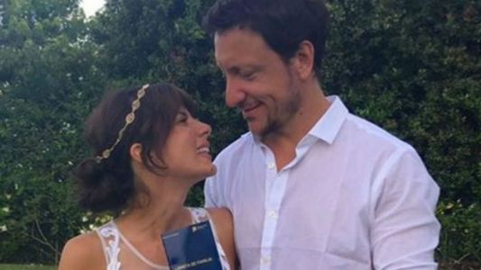 Gimena Accardi publicó un video donde se ve a Nico Vázquez casi desnudo