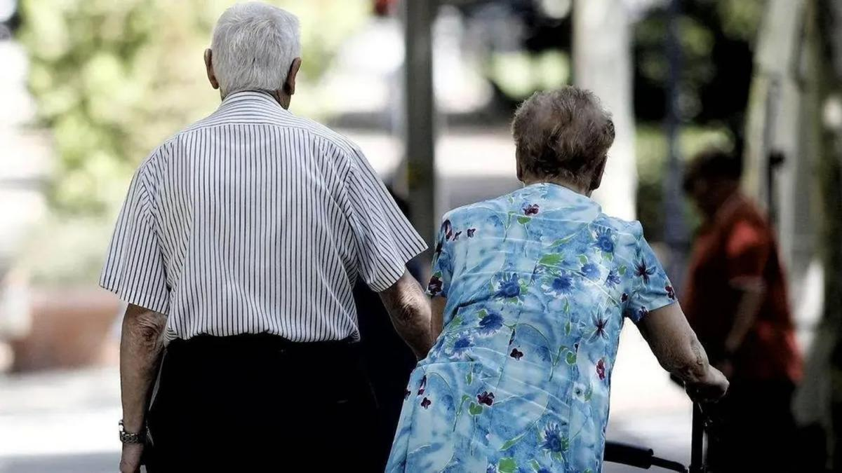 El Gobierno cambia la edad jubilatoria y ahora hay que trabajar más años para cobrar lo mismo