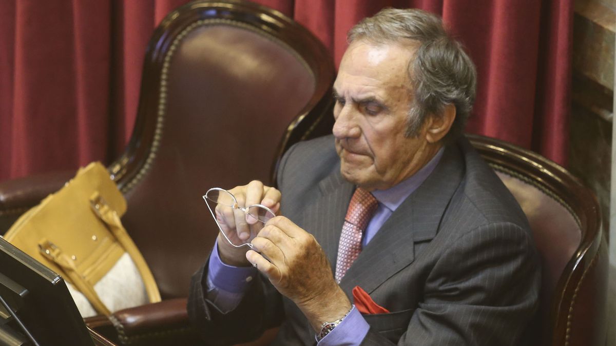 Reutemann se inició en la política desde el peronismo