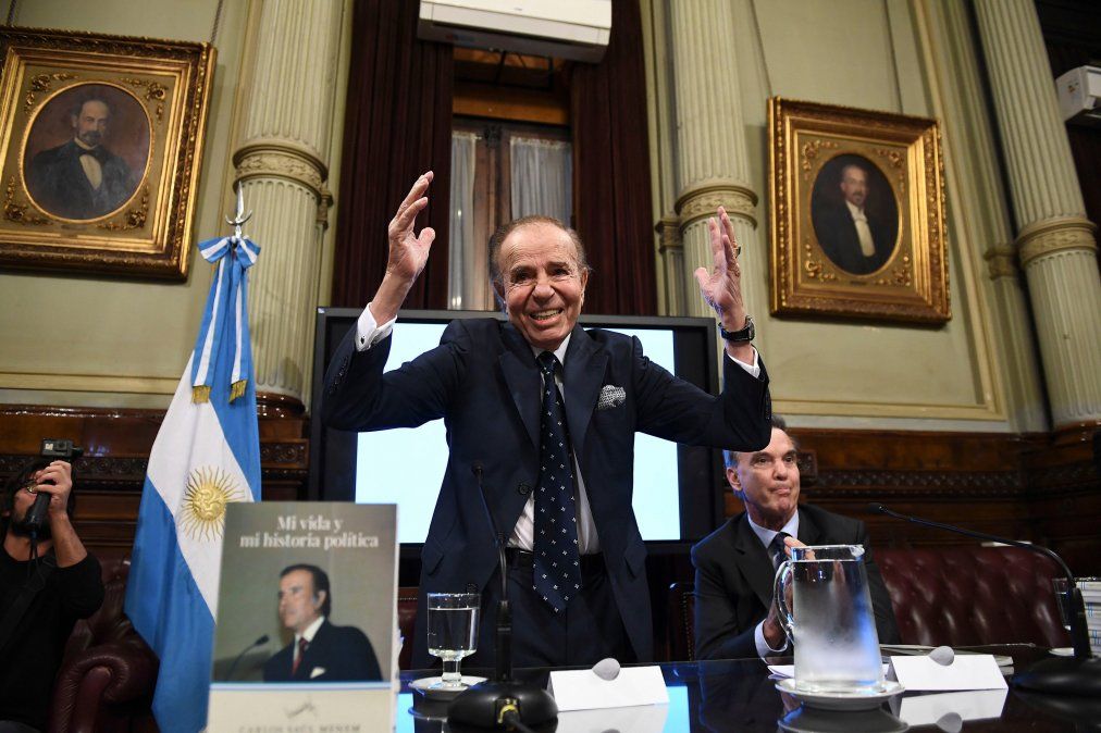 Cómo no voy a quererte: la carta de despedida de Baby Etchecopar a Carlos Menem