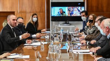 Guzmán anunció la eliminación de retenciones para las exportaciones de servicios