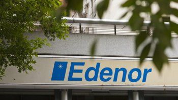 Titulo: Edenor explicó los motivos detrás de los cortes de luz y anunció que se normalizó el servicio del 50% de los clientes. Titulo: Edenor explicó los motivos detrás de los cortes de luz y anunció que se normalizó el servicio del 50% de los clientes.