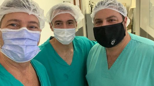 Médicos urólogos realizaron una cirugía inédita en el país