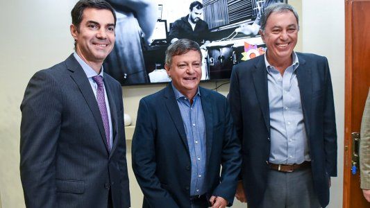 La idea fija: Urtubey sigue con su gira por el país y ahora recibió el apoyo de Peppo