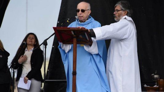 El arzobispo de Luján desmintió a Pablo Moyano y desligó al Papa de la misa: No tuvo injerencia