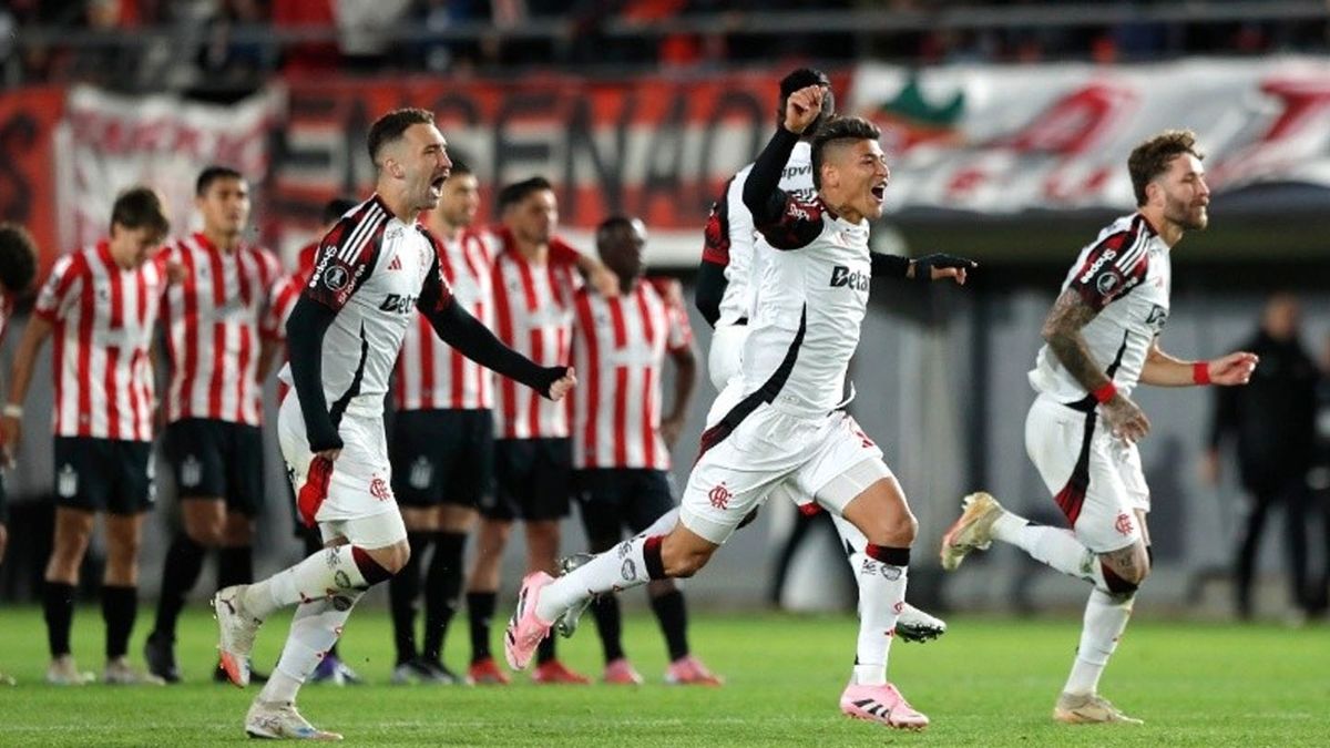 En semifinales