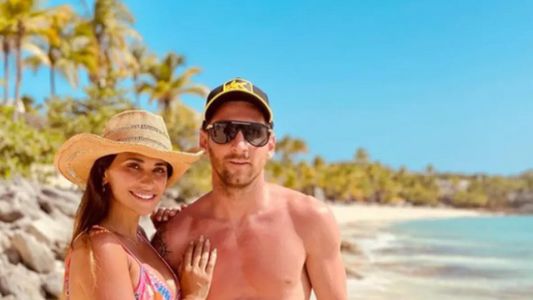 La reacción de Lionel Messi al ver las fotos sensuales de Antonela Roccuzzo en el mar