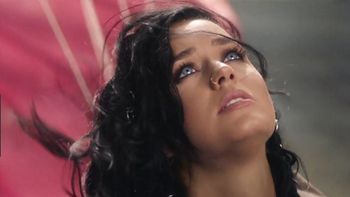 Katy Perry estrena el videoclip de Rise