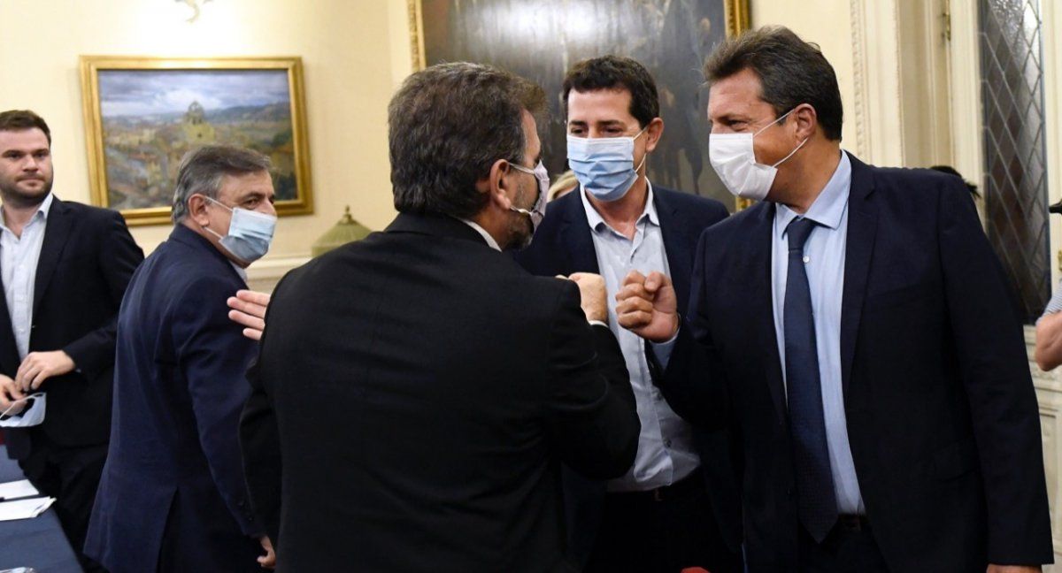 Eduardo Wado de Pedro y Sergio Massa