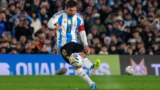Con dos goles de Messi y uno de Lautaro Martínez, la Selección Argentina goleó a Venezuela