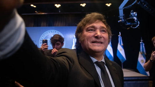 Festeja AUH con el monto que alcanzará la prestación en abril 2025 y ante esta importante decisión