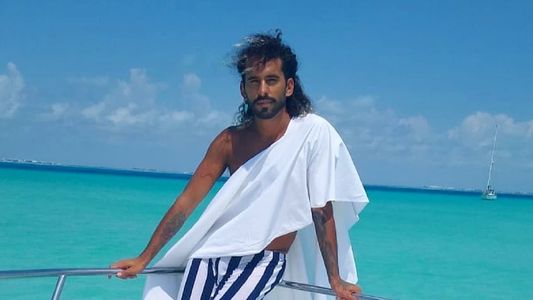 El radical cambio de vida de Gabo Usandivaras: arena, sol y mar