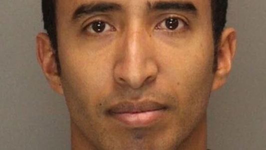 Un pedófilo que cumplía perpetua por abusar de nueve menores fue asesinado a los golpes en prisión