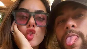 el increible regalo que neymar le hizo a su novia el increible regalo que neymar le hizo a su novia