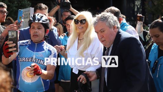 Mirtha Legrand, Susana Giménez, Marcelo Tinelli y muchos famosos votaron en el Balotaje 2023: las fotos