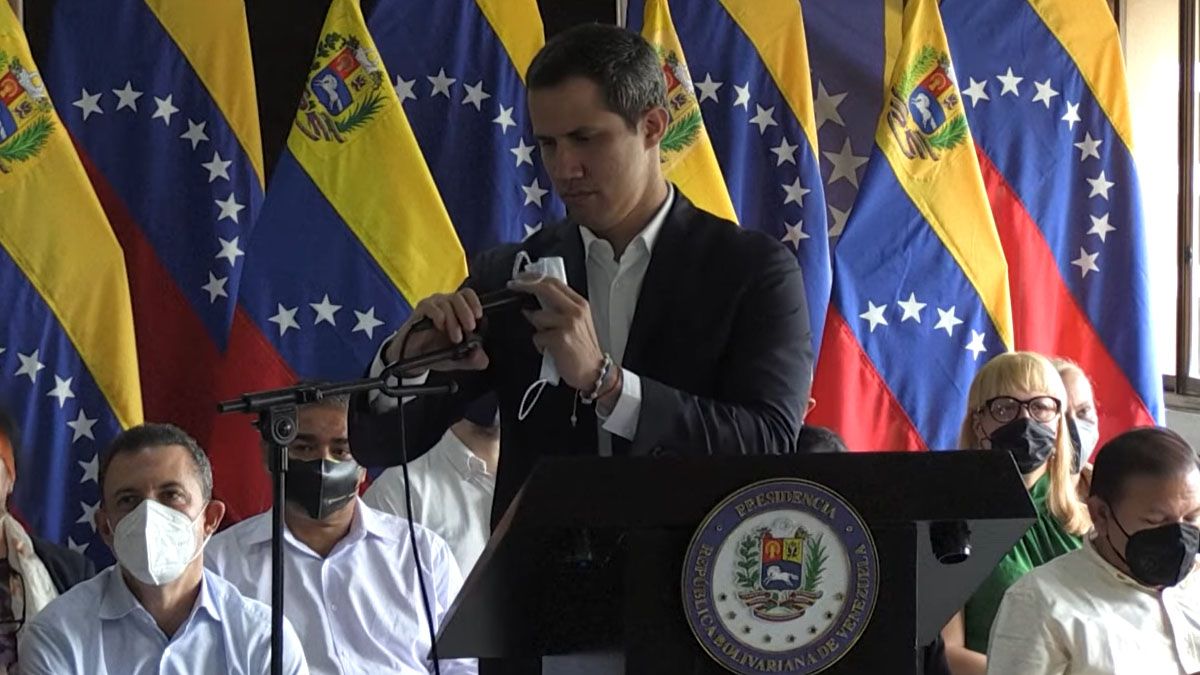 La justicia británica reconoce a Juan Guaidó como presidente interino de Venezuela y no permite a Nicolás Maduro el acceso a las reservas en oro (Foto: Archivo)