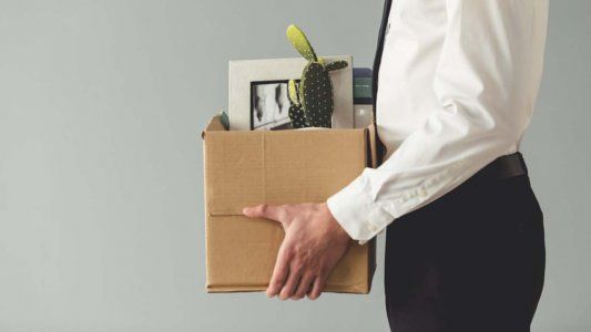 Prorrogan por 60 días la prohibición de despedir trabajadores sin justa causa