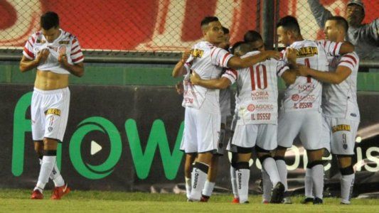 Barracas dio el batacazo y eliminó a Unión de la Copa Argentina